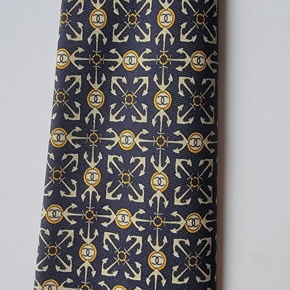 CHANEL Men's Vintage Tie 100% Silk Made in Italy black gold white CCs & anchors - Picture 4 of 5